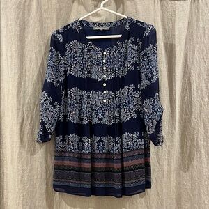 Daniel Rainn Blue and White 3/4 Sleeve Blouse with Mandarin Collar